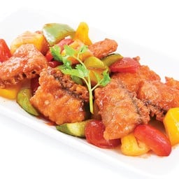 เนื้อปลากะพงผัดเปรี้ยวหวาน