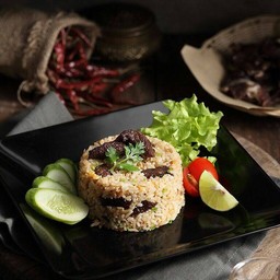 ข้าวผัดเนื้อ