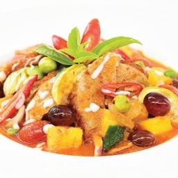 แกงเผ็ดเป็ดย่างสวนผลไม้
