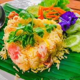 ข้าวผัดเบคอนสับปะรด