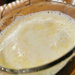 นมสดร้อน