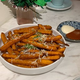 เคยกินร้านอื่นแล้วsweet potatoe มันหวานกว่านี้ คิดว่าถ้าหวานขึ้นอีกนิดน่าจะอร่อย