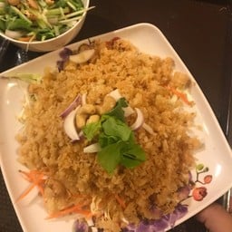 ยำกุ้งฟู