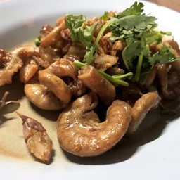 ใส้ตันทอดกระเทียมพริกไทย