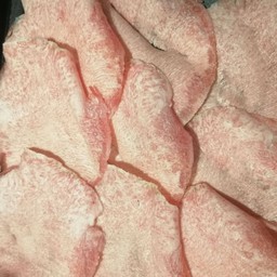 บางทีก็สงสัยว่าเค้าหาลิ้นวัวเยอะขนาดนี้มาให้เราได้ไง