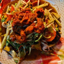 ตำหอยดอง