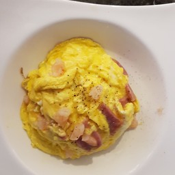 ข้าวไข่ข้น, ไส้กรอก