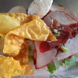 เส้นใหญ่แห้งหมู