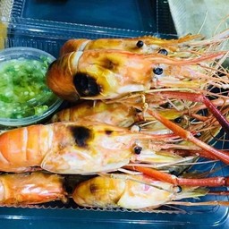 กุ้งย่างหมึกย่าง &ซ้อนุ๊ก