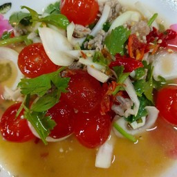 ยำไข่แดงเค็ม