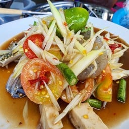 ส้มตำข้าวเกรียบ