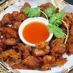 เครื่องในไก่ทอดน้ำปลา อร่อยดี