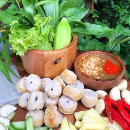 สระแก้วแหนมเนือง