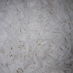 เส้นหมี่ลวก