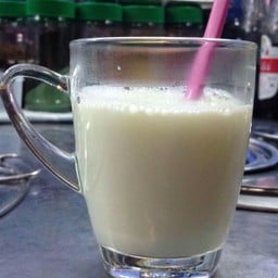 นมสดร้อน