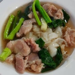 ราดหน้าหลังห้อยเทียนเหลา