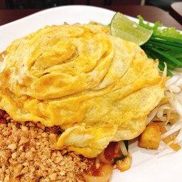 ผัดไทโป๊ะใข่🐣