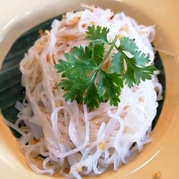 เส้นเล็กลวกคลุกกระเทียมเจียว