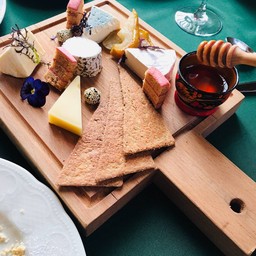 Кафе Пушкинъ (Kafe Pushkin)