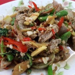 ผัดขี้เมาเนื้อ