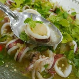 ปลาหมึกนึ่งมะนาว