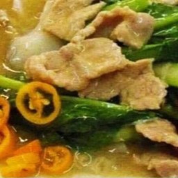 ราดหน้าเส้นใหญพิเศษ