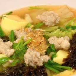 ต้มจืดเต้าหู้หมูสับสาหร่าย