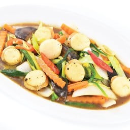 หอยเชลล์ผัดพริกไทยดำ