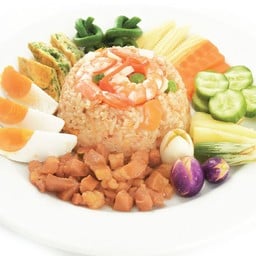 ข้าวผัดน้ำพริกลงเรือ