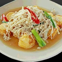 เต้าหู้ไข่ผัดเห็ดหลินขาว
