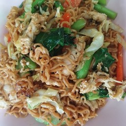 ผัดมาม่า