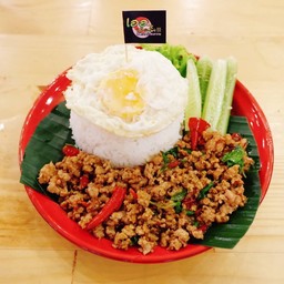 กะเพราหมูสับ