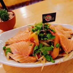 ตำแซลมอน