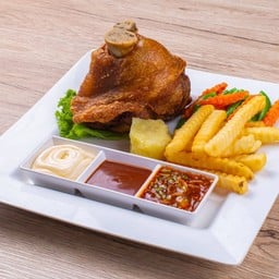 ขาหมูเยอรมัน