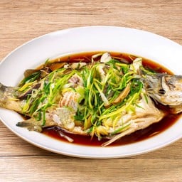 ปลากะพงนึ่งซีอิ๊ว