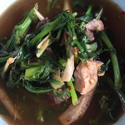 แกงผักกาดใส่ไก่ หริือ กระดูกอ่อน ระบุให้ชัดเจน