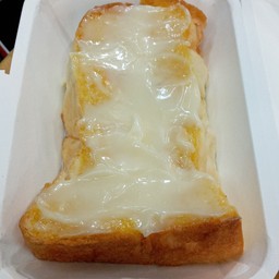 ขนมปังปิ้งเนยมายองเนส