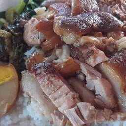 ข้าวขาหมูก๋วยจั๊บ(ปากมัน)แยกทุ่งกลมตาลหมัน