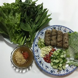 แหนมเนือง