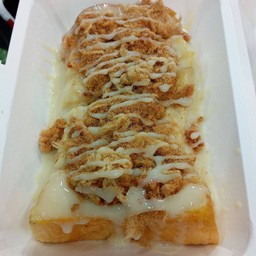 ขนมปังปิ้งเนย นม หมูหยอง