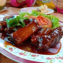 ซี่โครงหมูอบราดซอส
