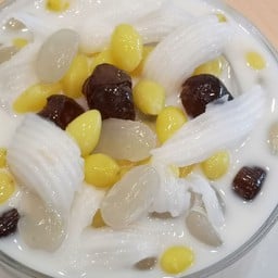 แป๊ะก๊วยนมสดมะพร้าวอ่อน