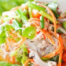 ยําวุ้นเส้น