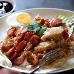 ข้าวหมูแดงหมูกรอบ