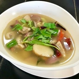 ต้มแซ่บกระดูกหมูอ่อน