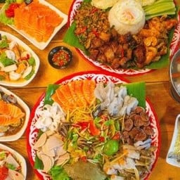 เออ_แล้วแต่มึง ส้มตำ&กะเพราถาด อาหารตามสั่่ง ครบจบที่ร้านเดียว