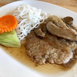 ขนมจีนหน้าหมูเห็ดหอม