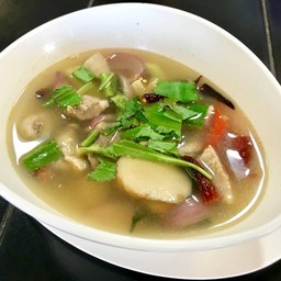 ต้มแซ่บไก่