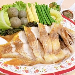 ปลาทับทิมนึ่งโกเท้