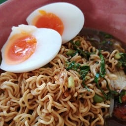 ก๋วยเตี๋ยวเรือ 8 ปังปัง